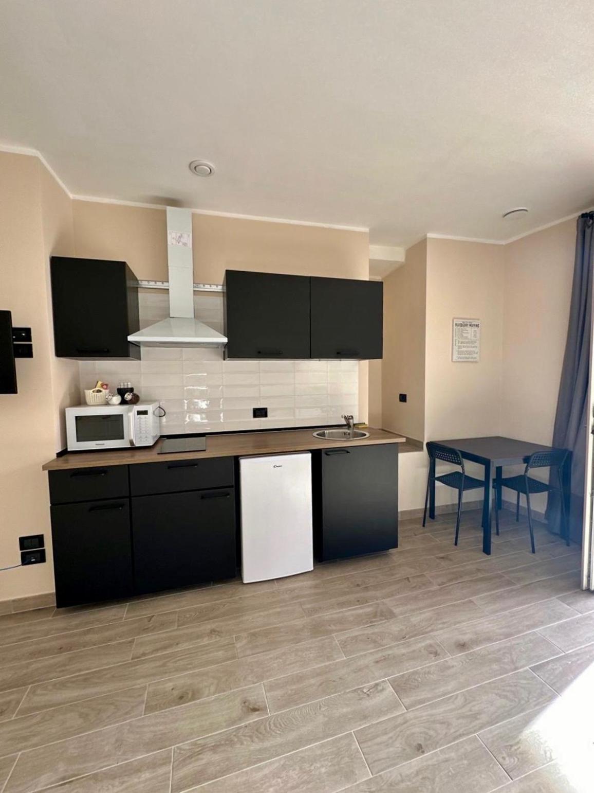 Affittacamere Ca' Baldo Finale Ligure Exteriör bild
